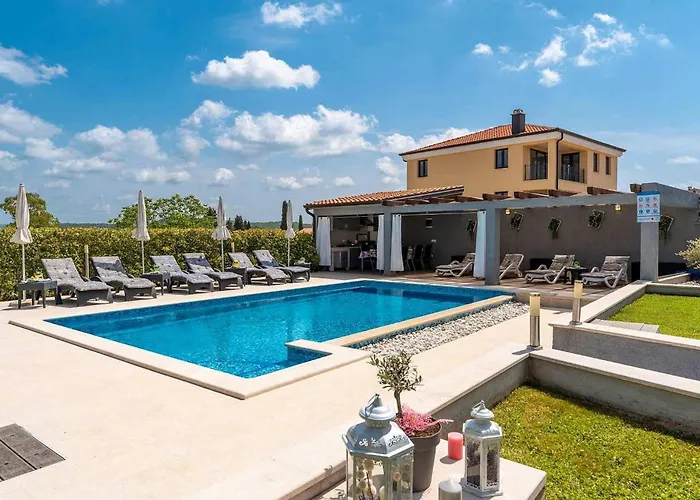 Vittorio 別荘 ロヴィニ