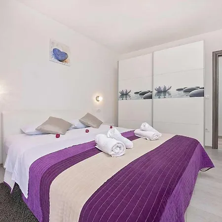 Vittorio Hébergement de vacances Rovinj
